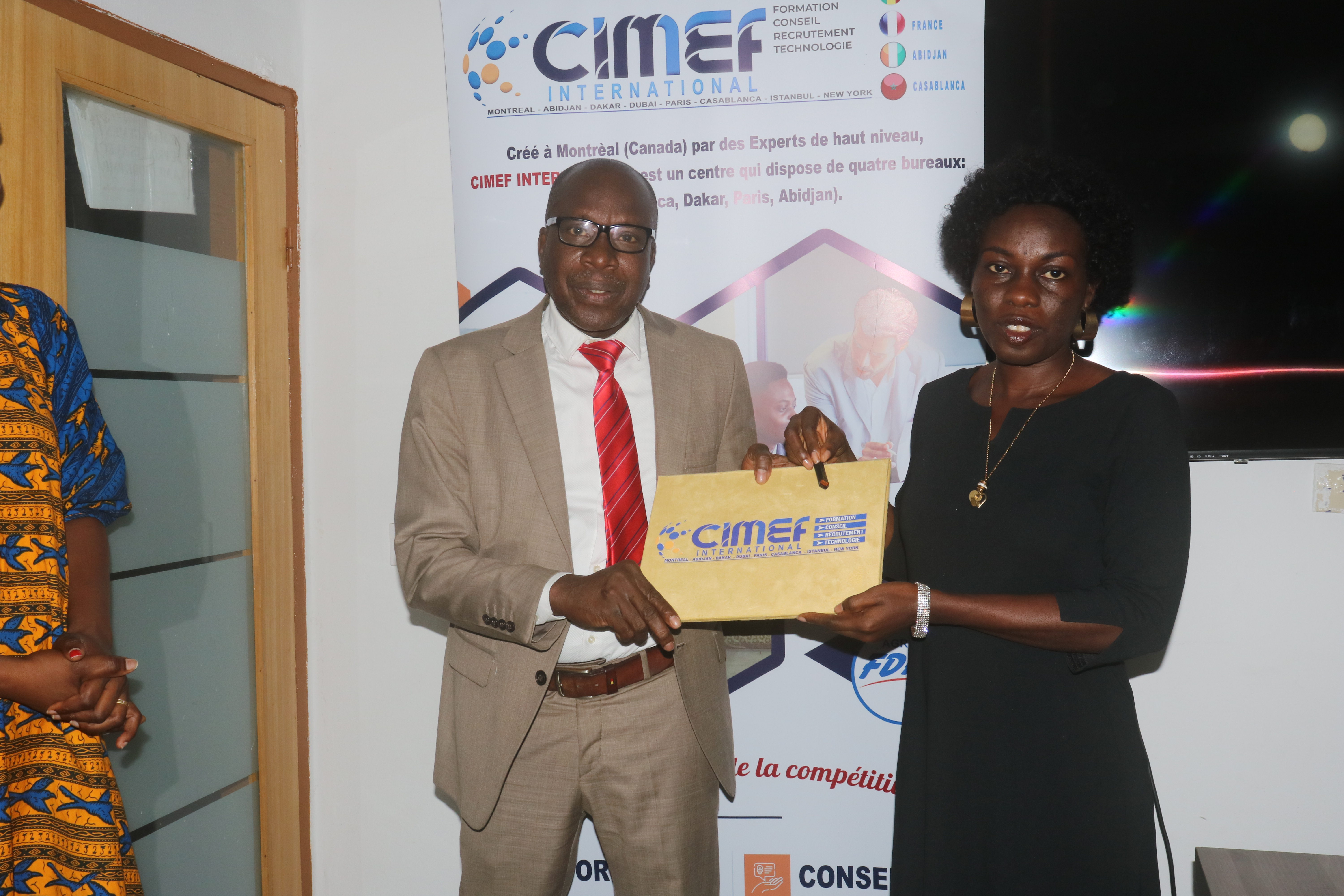 Directeurs de cabinet (Dir CAB), secrétaires généraux (SG), directeurs centraux : principes, techniques et outils de performance et de modernisation de l'administration